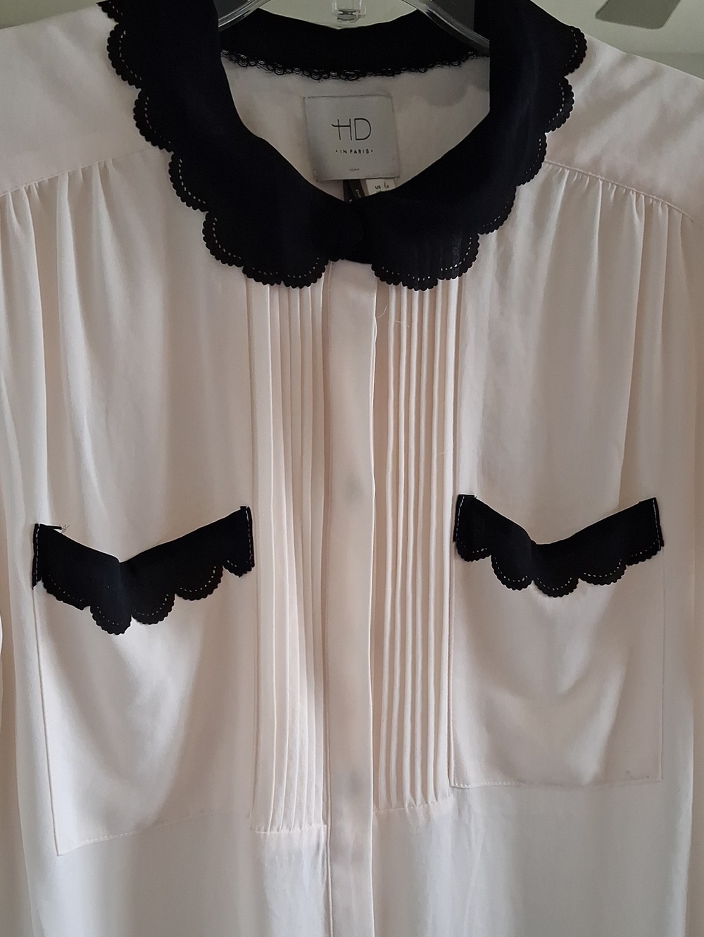 Anthropologie HD in Paris Cream & Black Scalloped Short Sleeve Blouse ** Size 12 - Picture 2 of 9